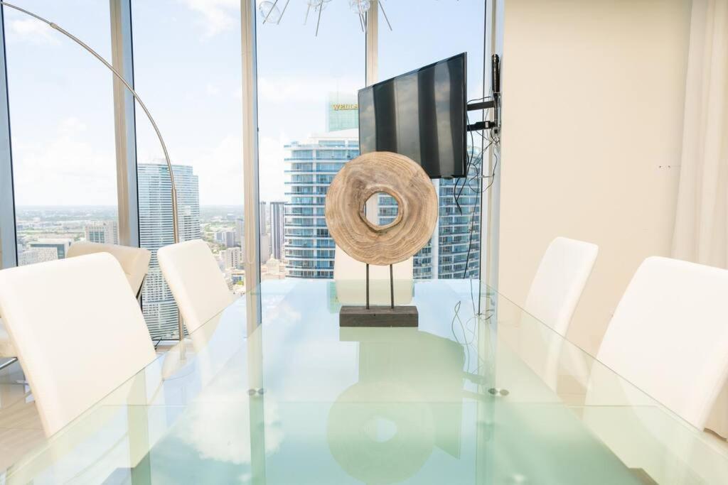 W Stunning Private With Access To Amenities Apartamento Miami